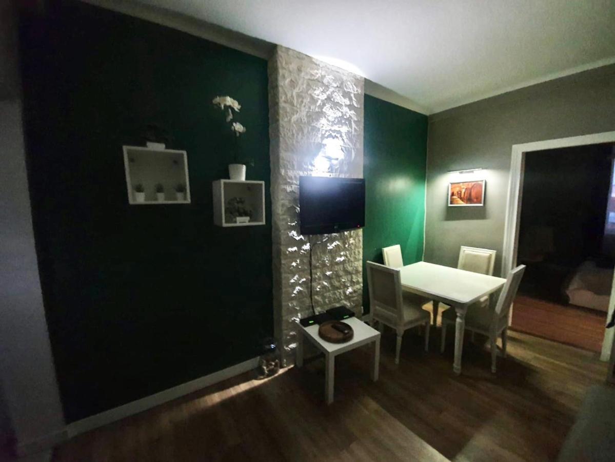 Appartement Refait Par Architecte. Proche De La Gare Et Le Centre De Reims Luaran gambar